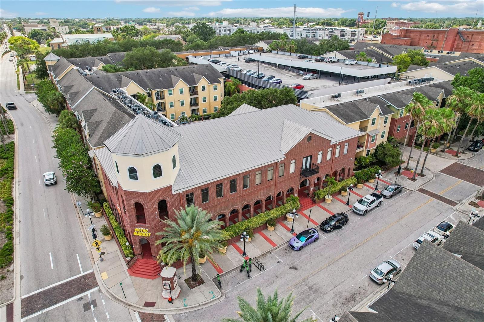 1810 E Palm Ave #5322