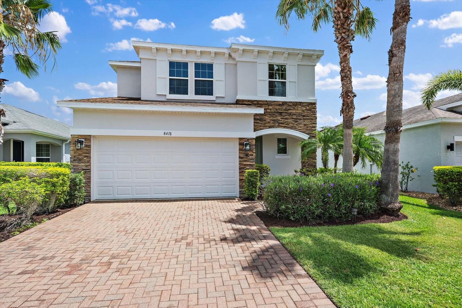 8418 Nandina Dr