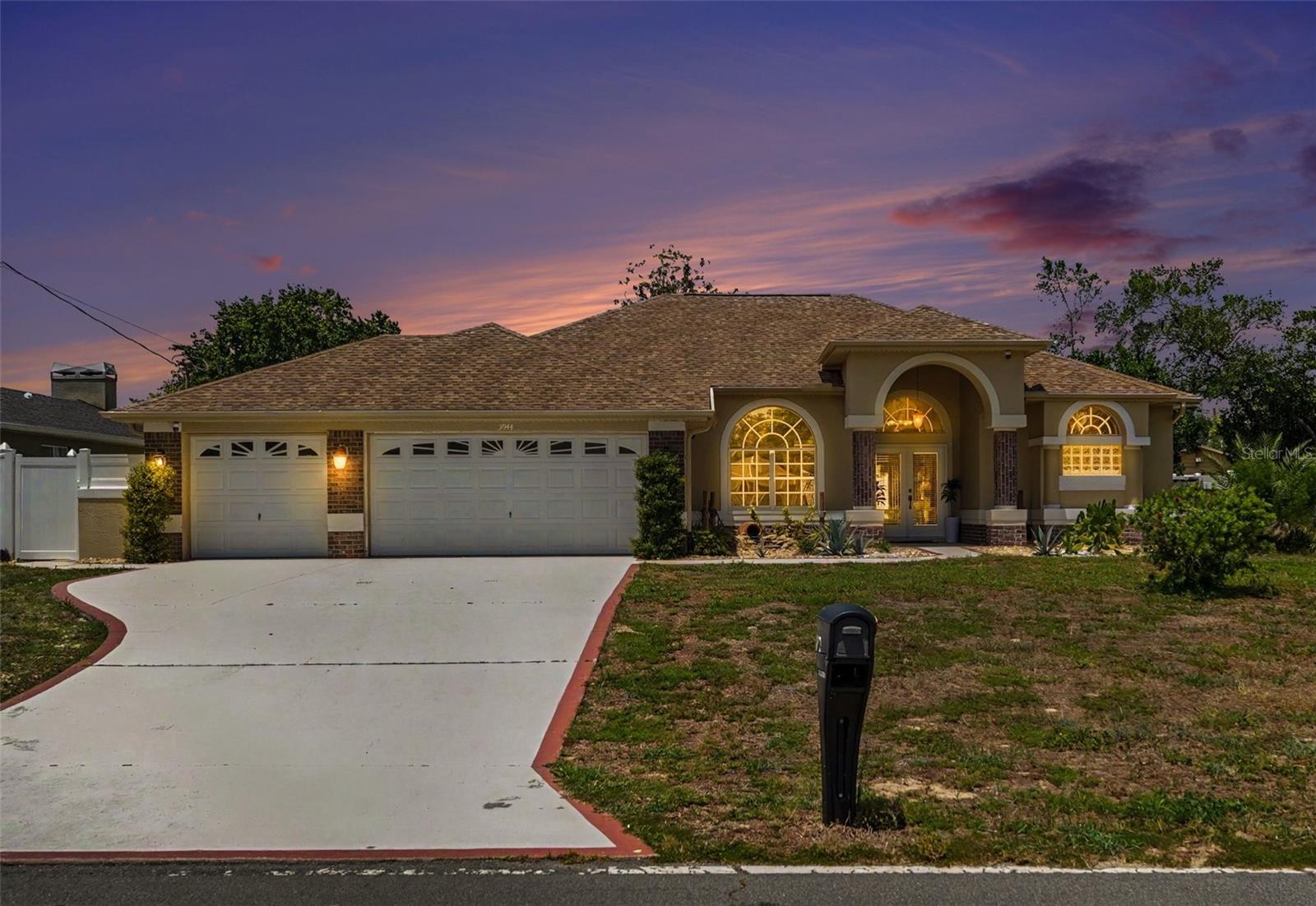 3944 Lema Dr