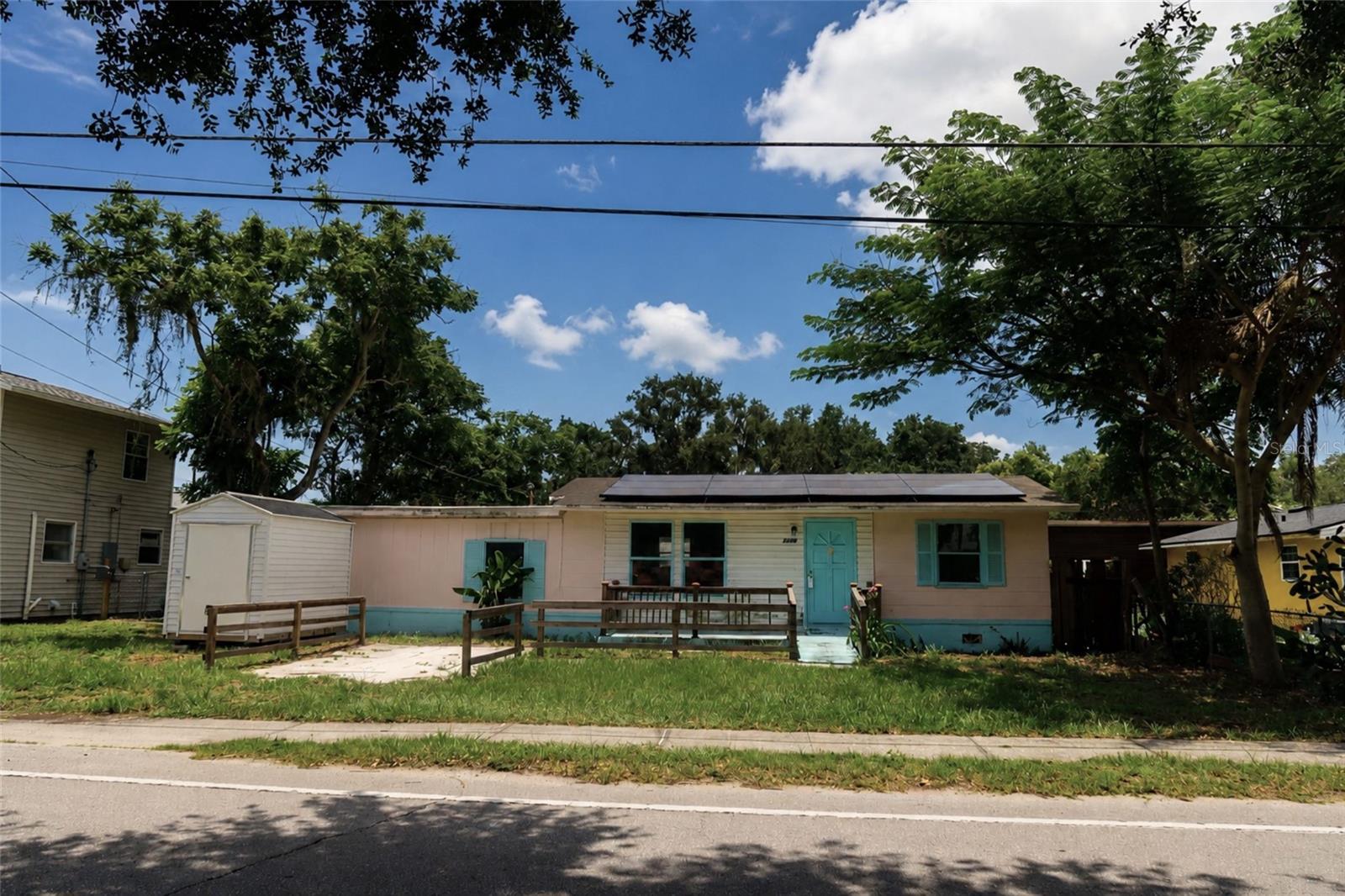 1208 Cherry Ln
