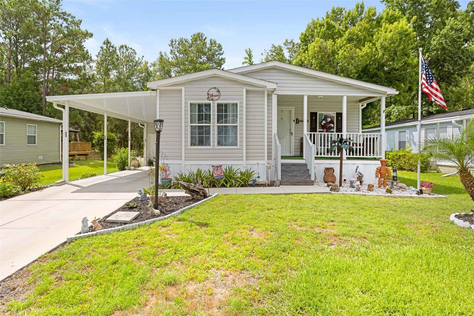 2940 Kingswood Cir