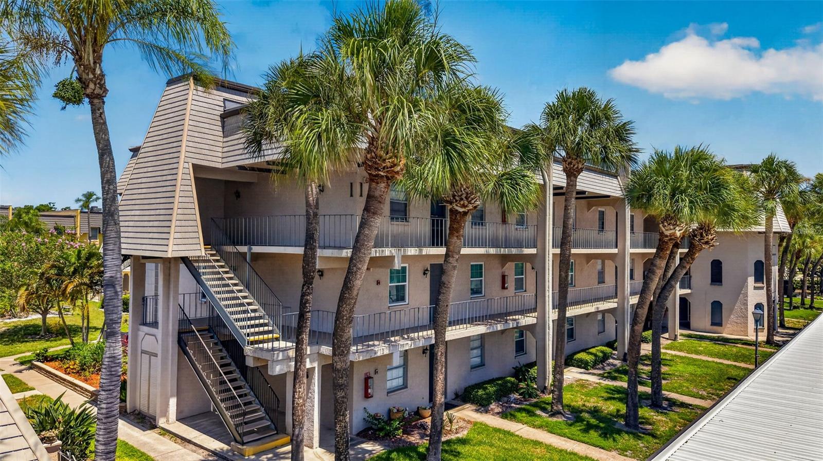 8693 Bardmoor Blvd #301B