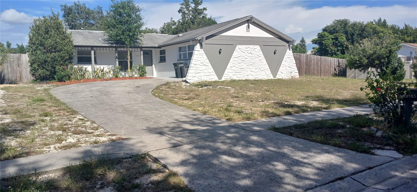 1019 Peninsula Rd