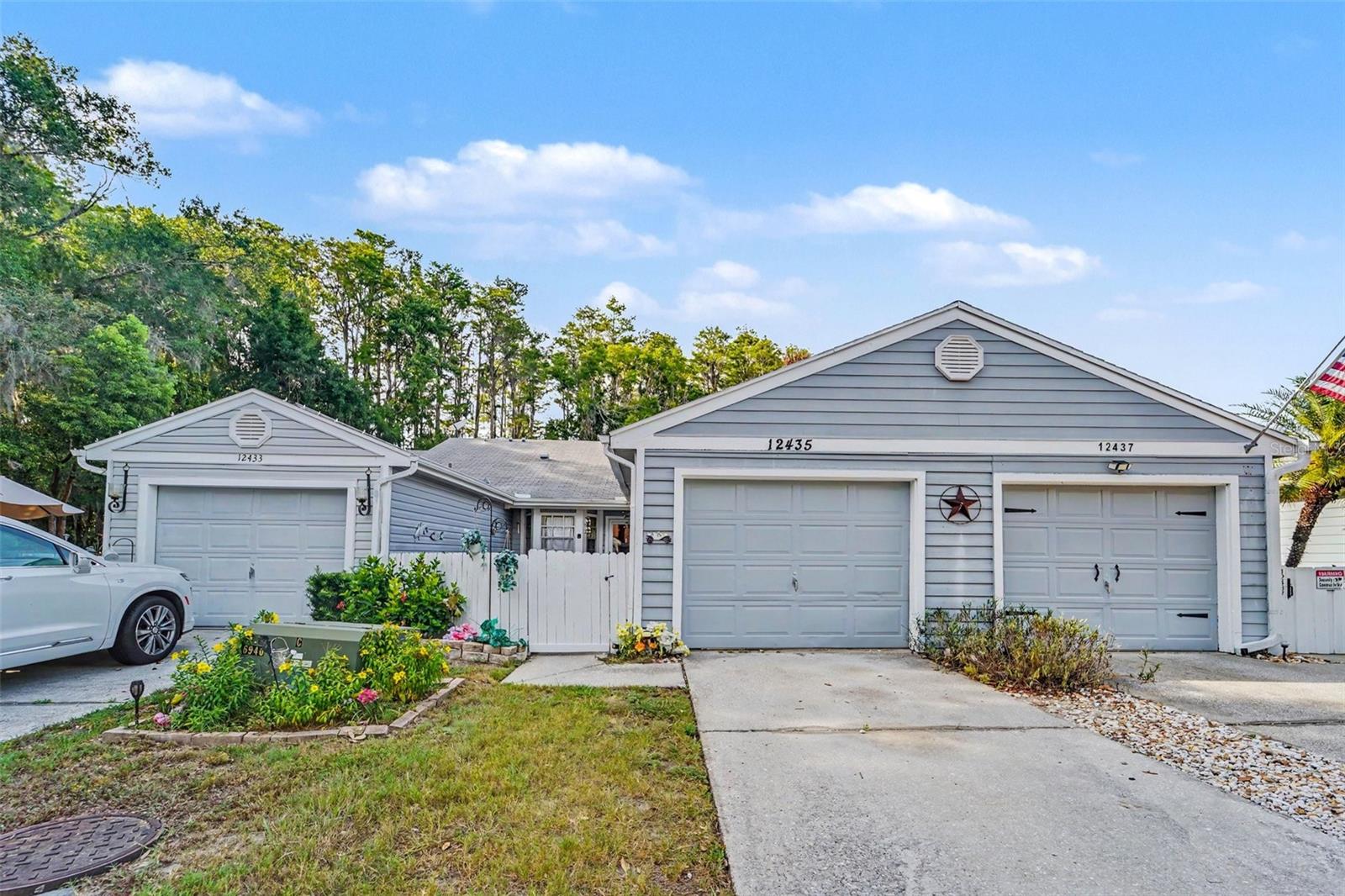 12435 Knollbrook Ln