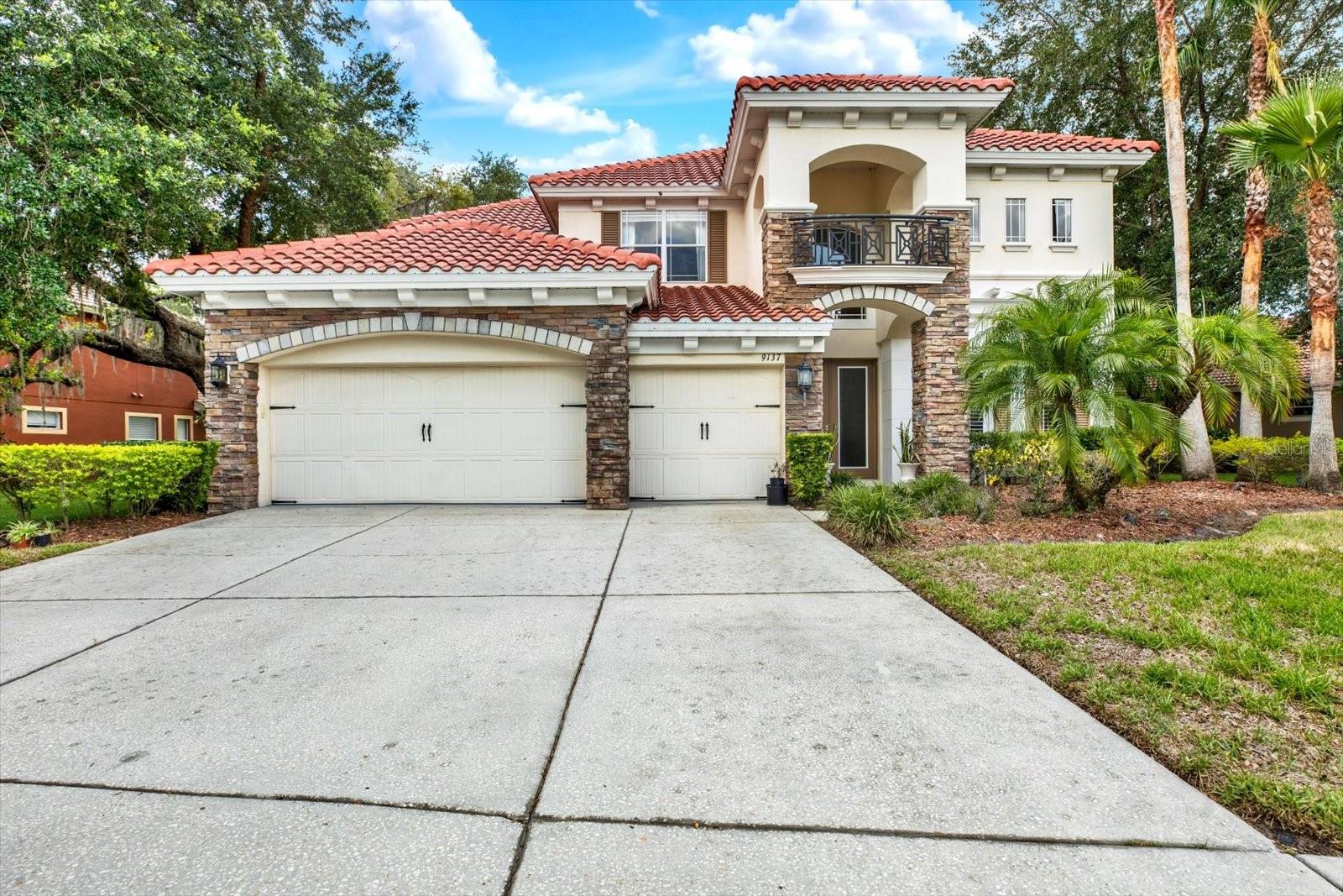 9137 Creedmoor Ln