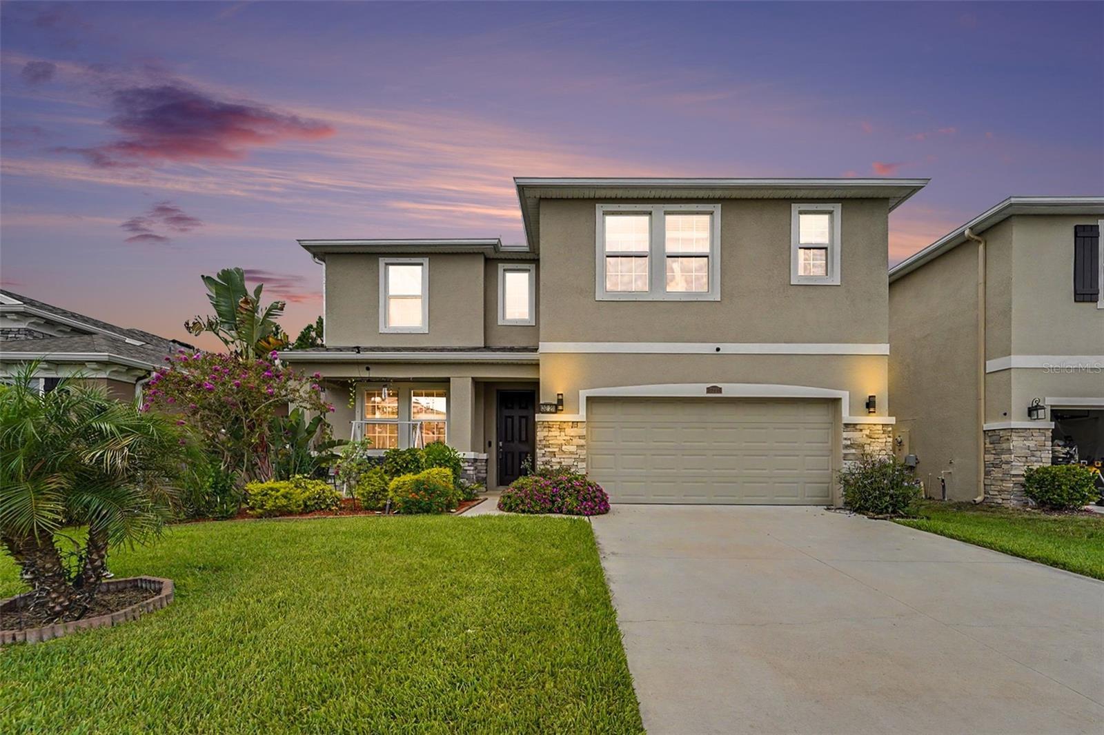 3221 Living Coral Dr