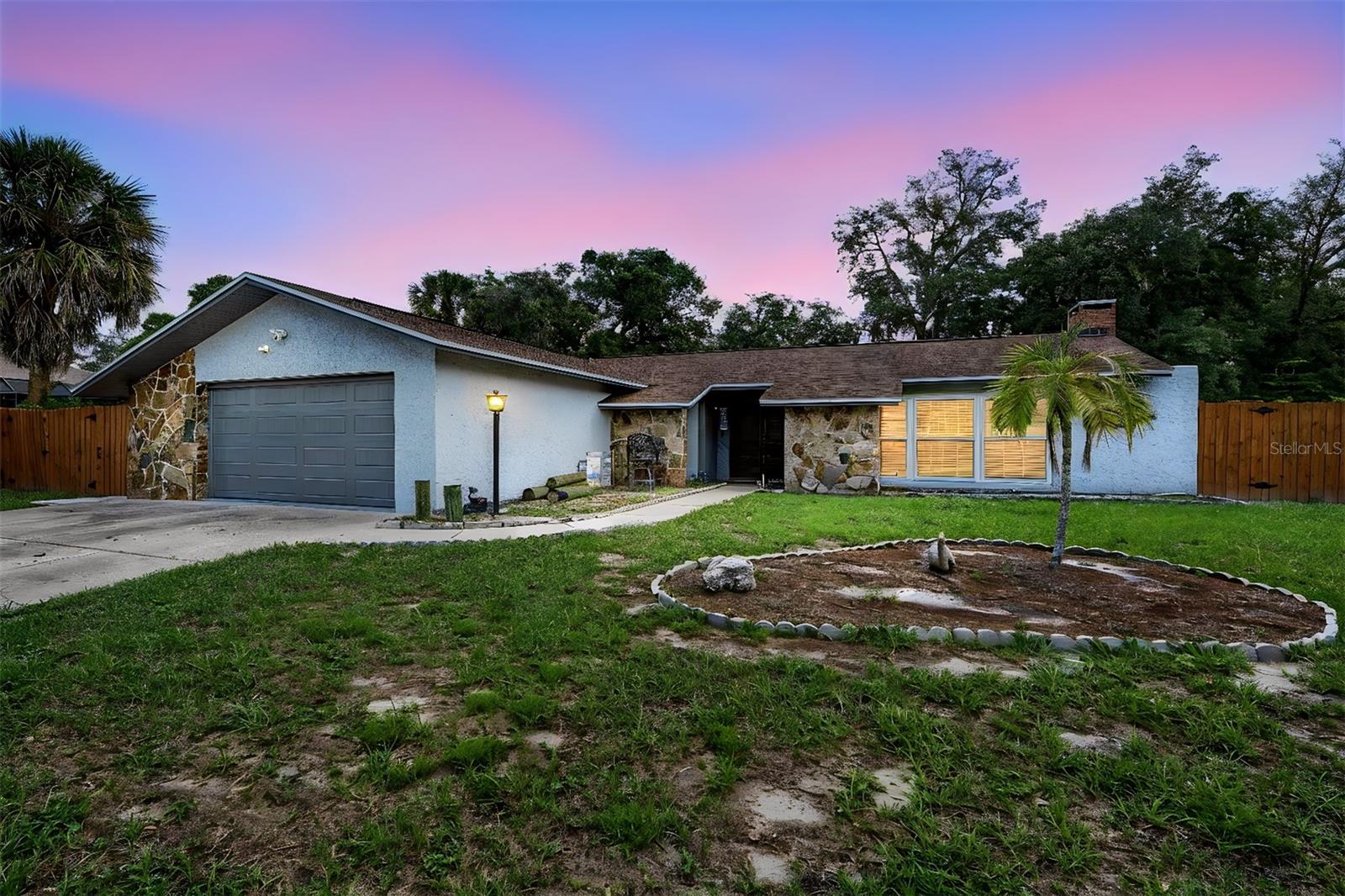 3110 Shadow Oaks Dr