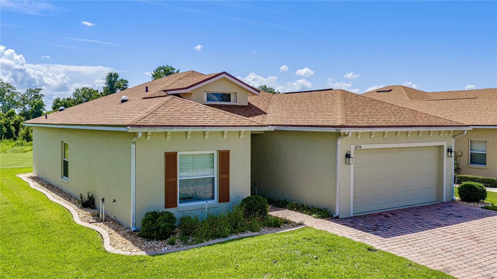 4294 Berwick Dr