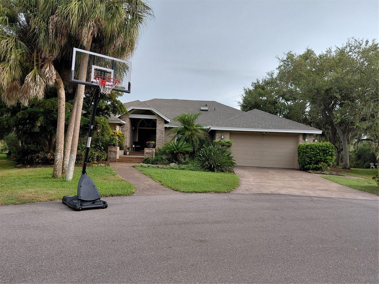4424 Friar Tuck Ln