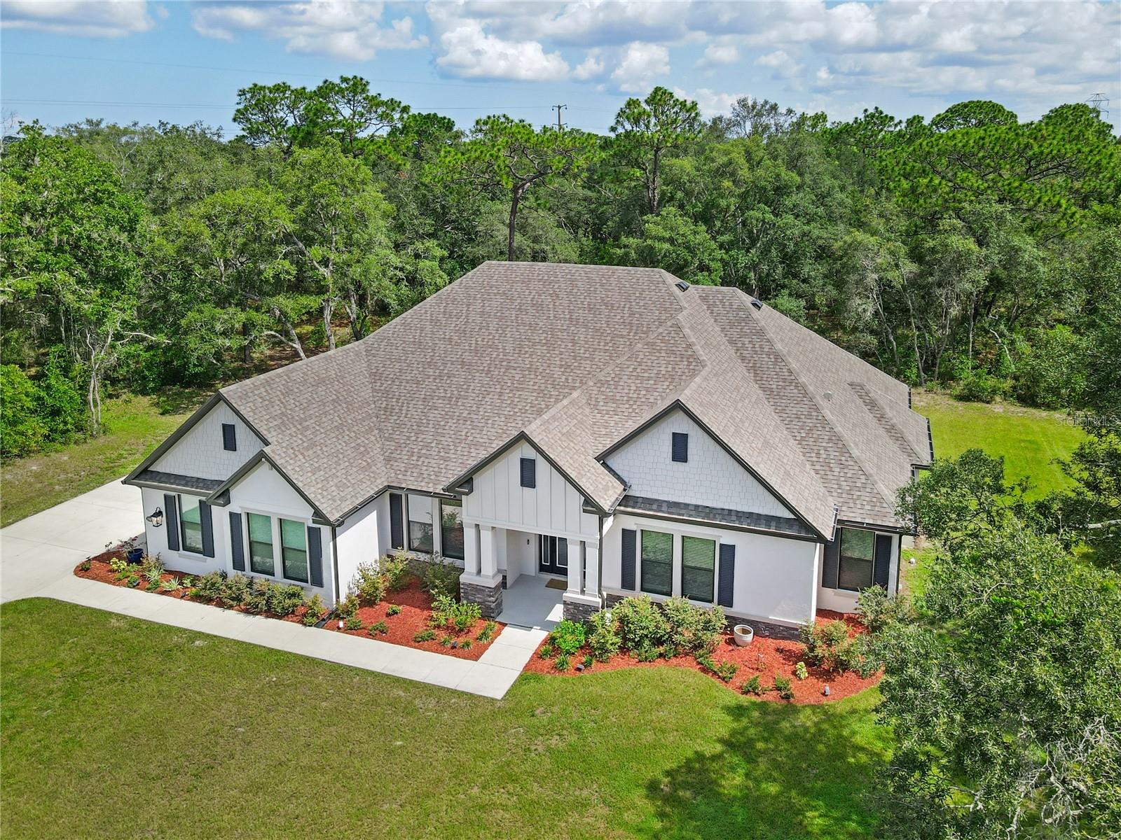 17000 Nokota Ave