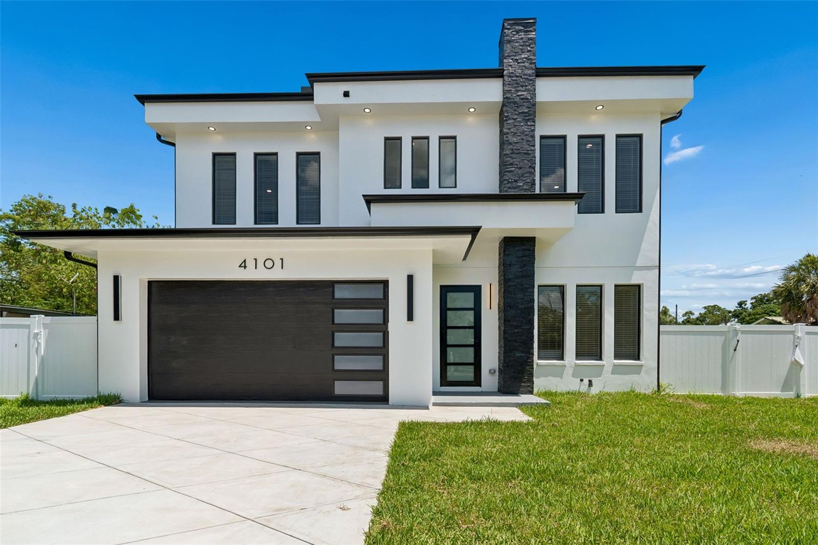 4101 W Mango Ave