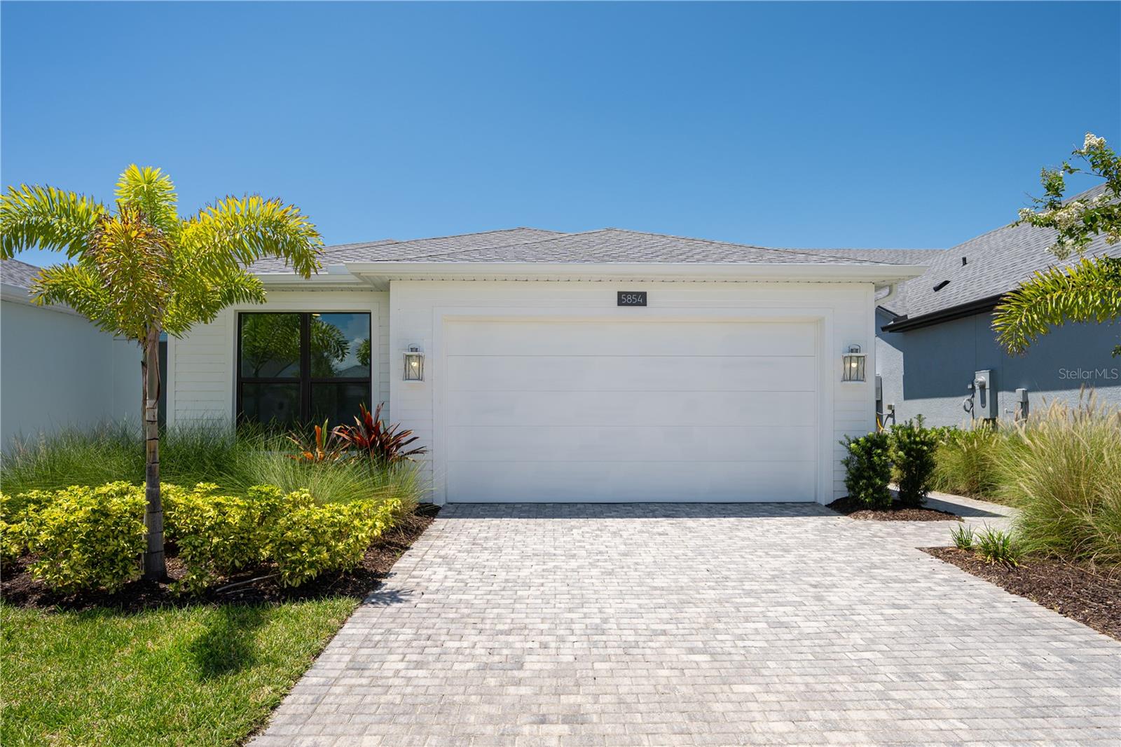 5854 Windbreak CT