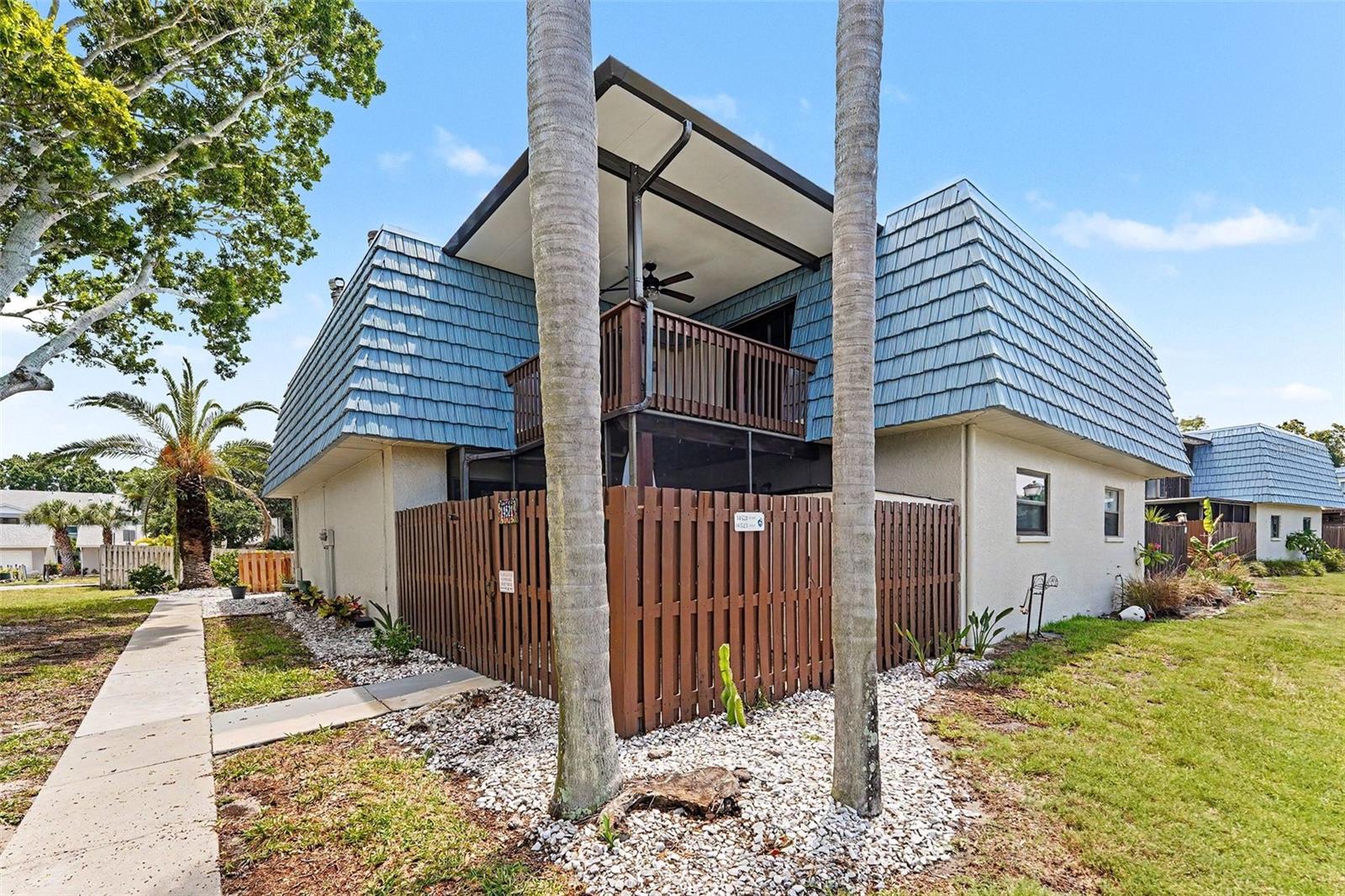 14521 Catalina Cir