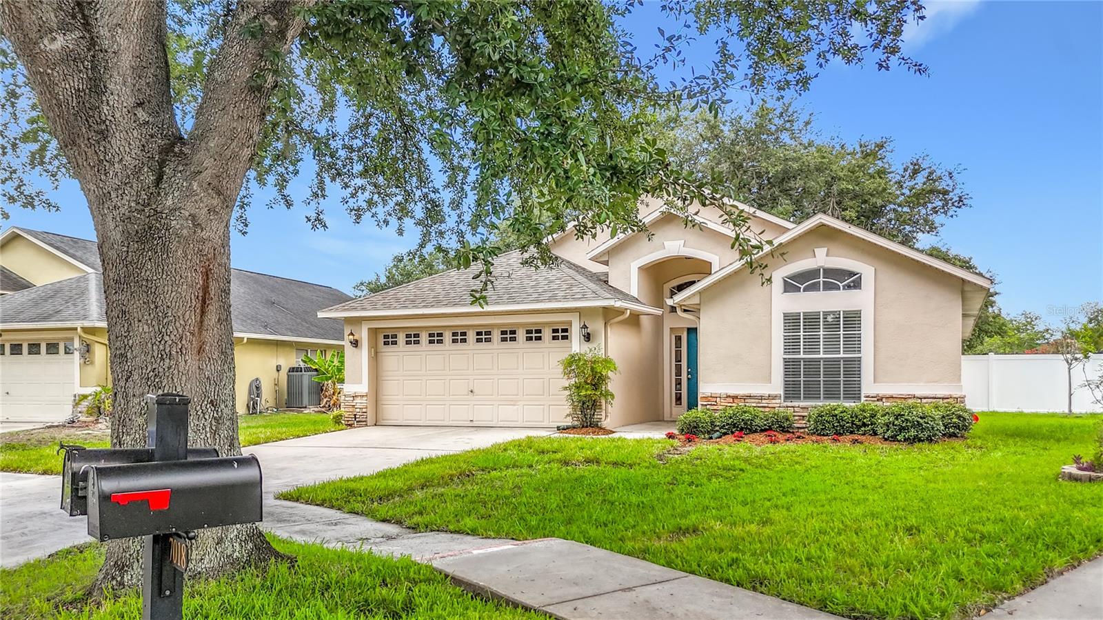 7016 Jamestown Manor Dr