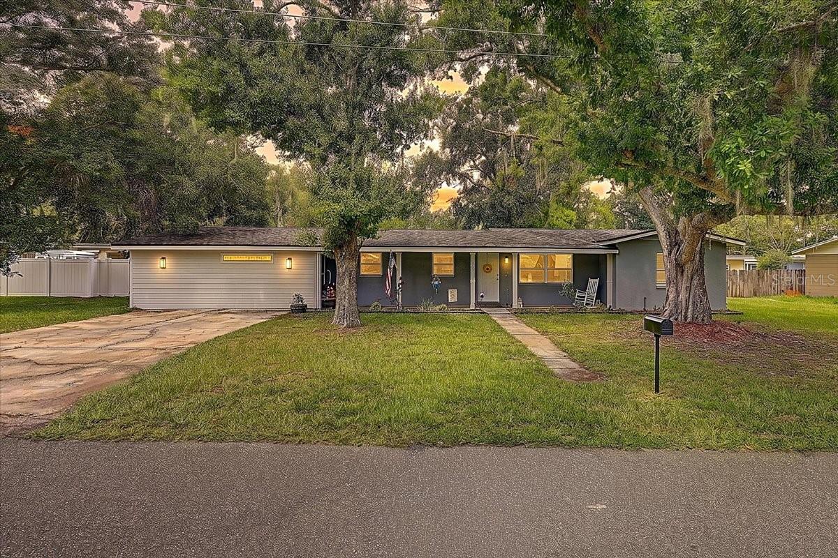 903 N Bracewell Dr