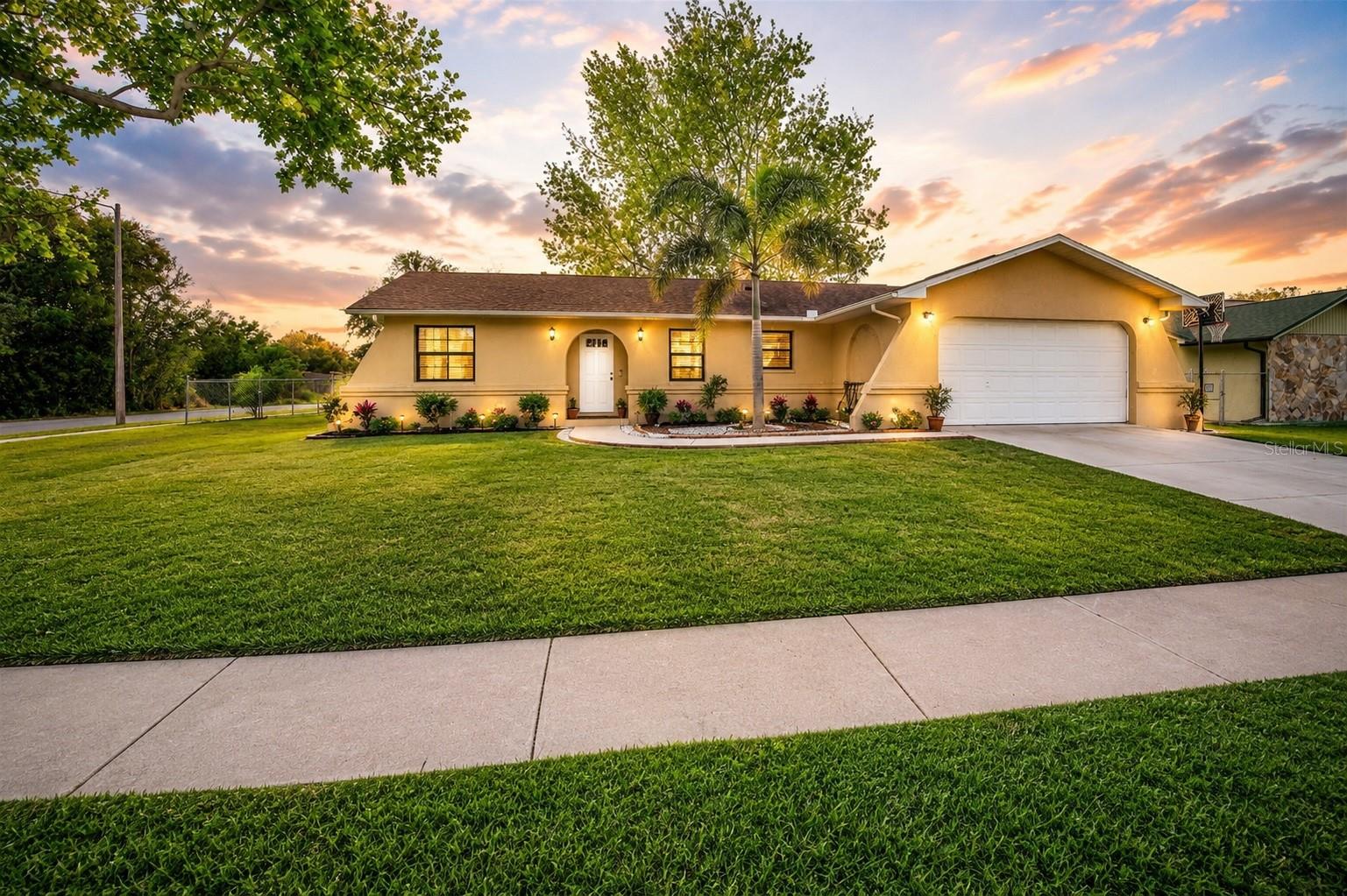 3011 Shadow Oaks Dr