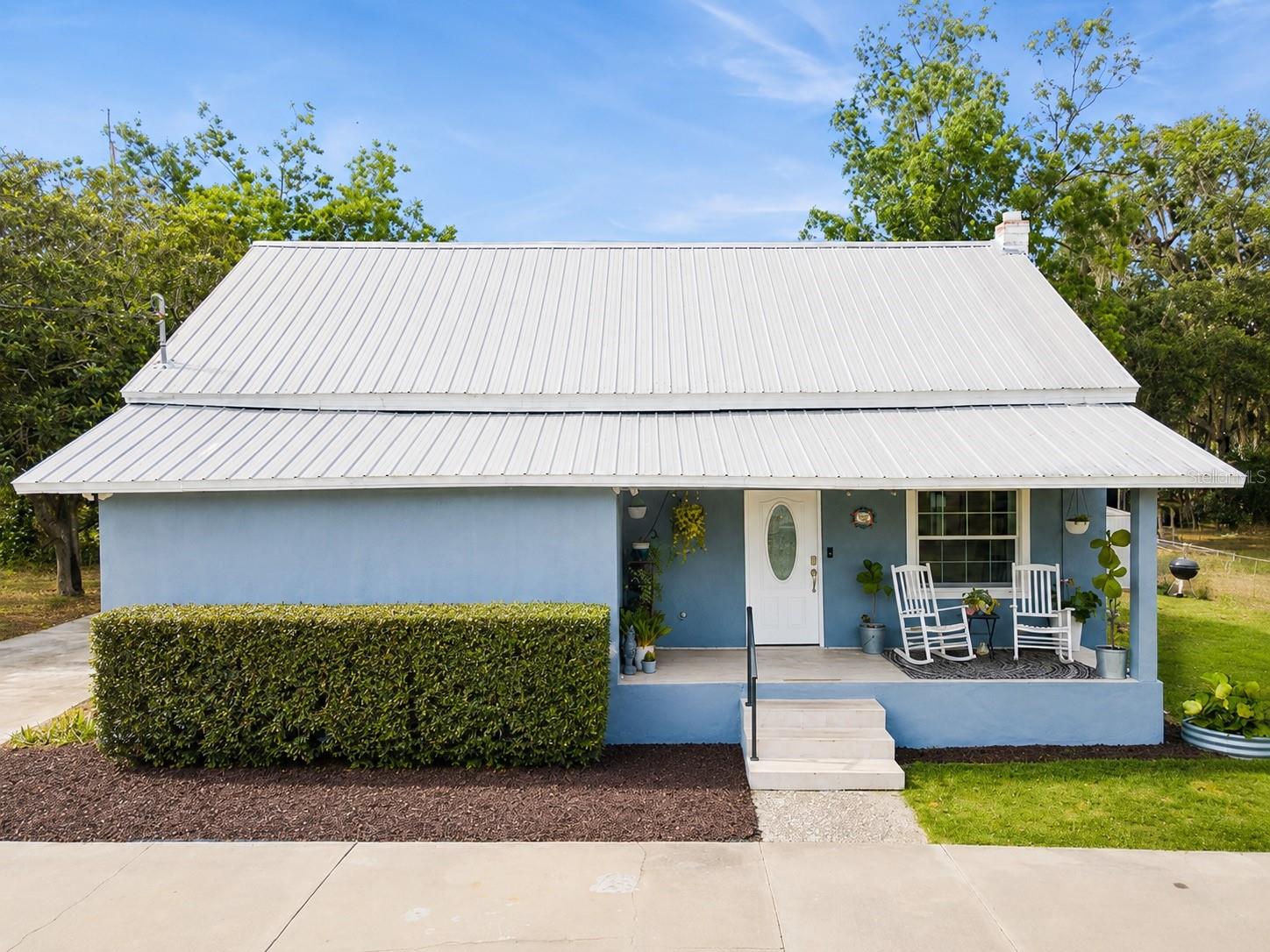 945 Gordon Ave