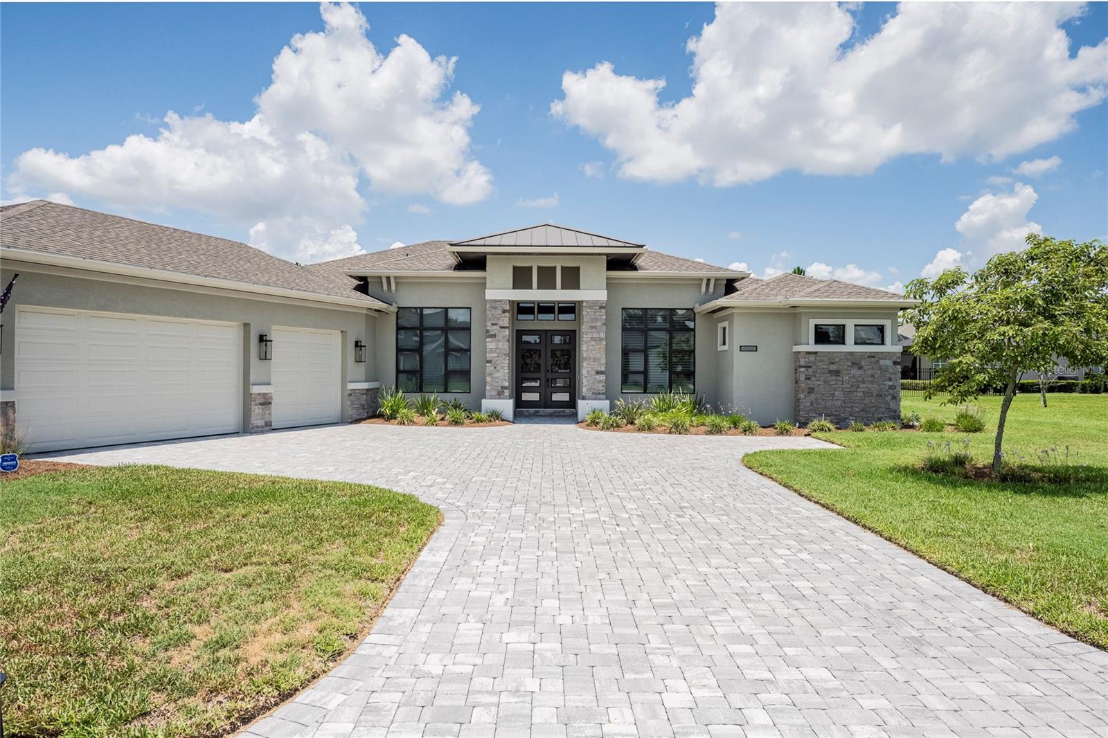 6545 Emerald Woods Ln