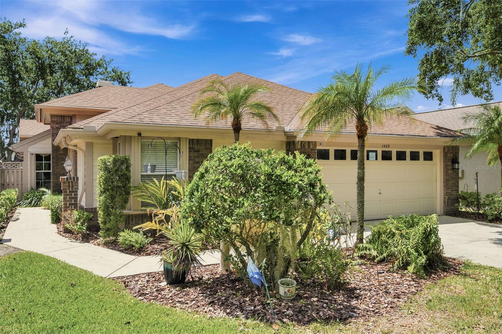 1469 Riverdale Dr