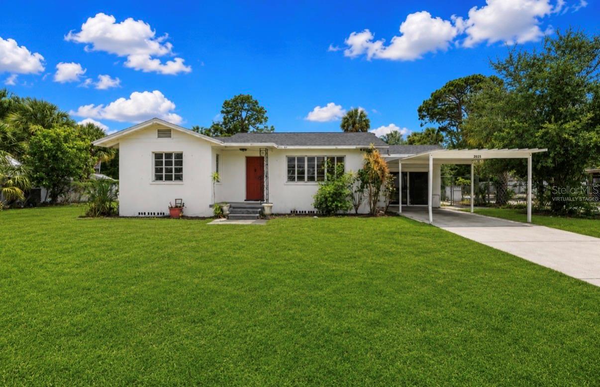 2025 17th Ave W