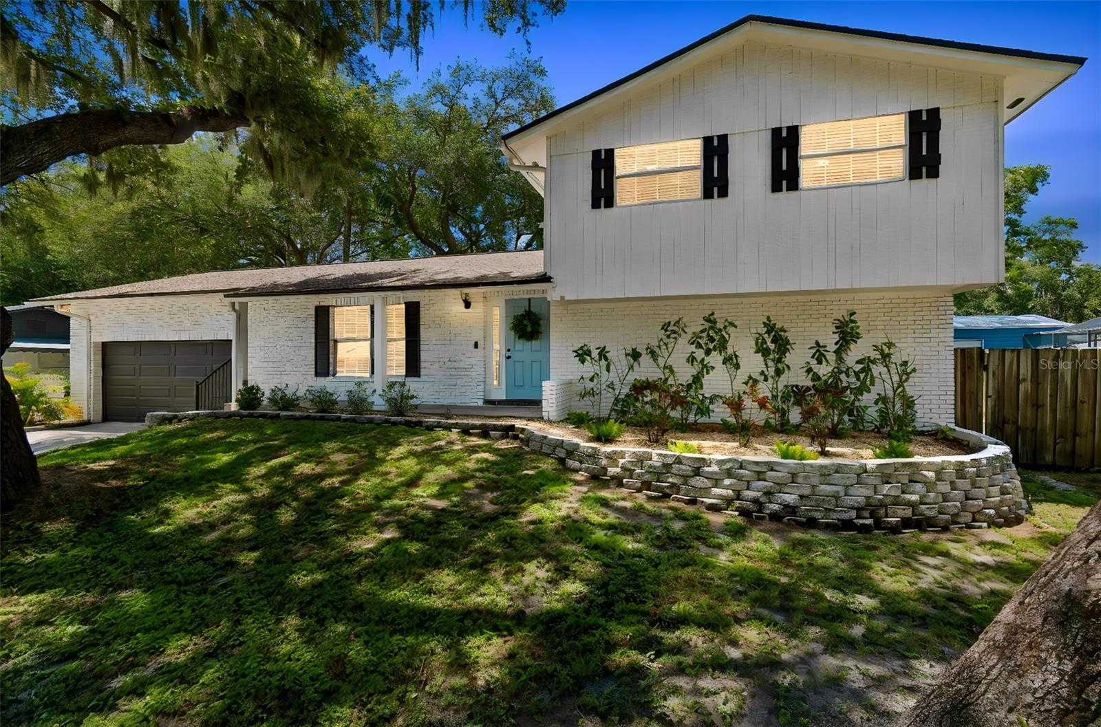 114 Windy Cir