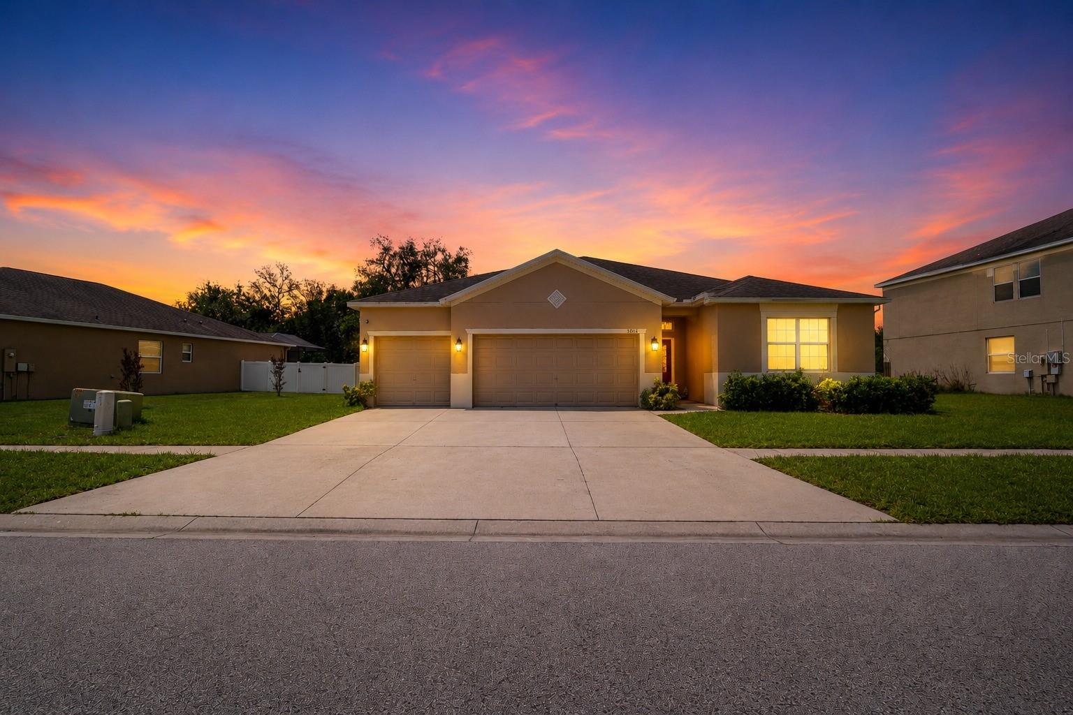 13842 Bee Tree CT