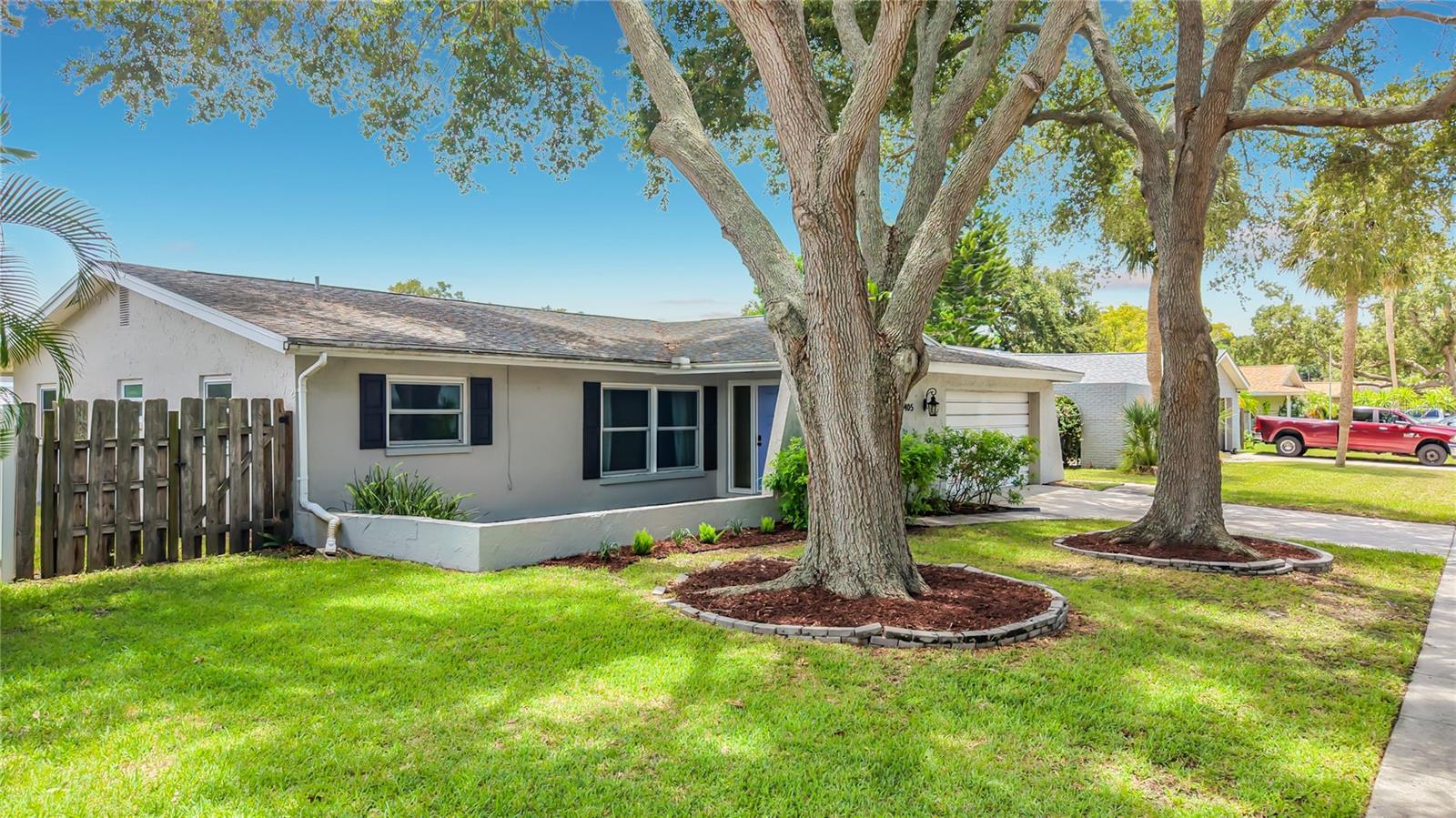 1405 Overcash Dr
