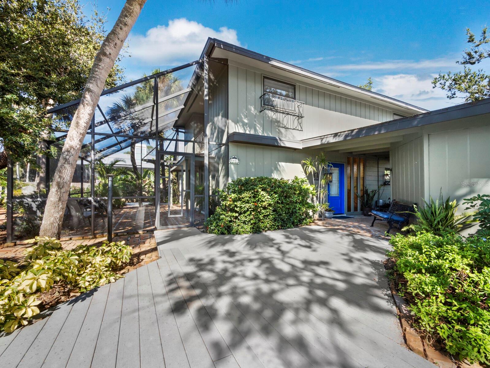 5451 Shadow Lawn Dr