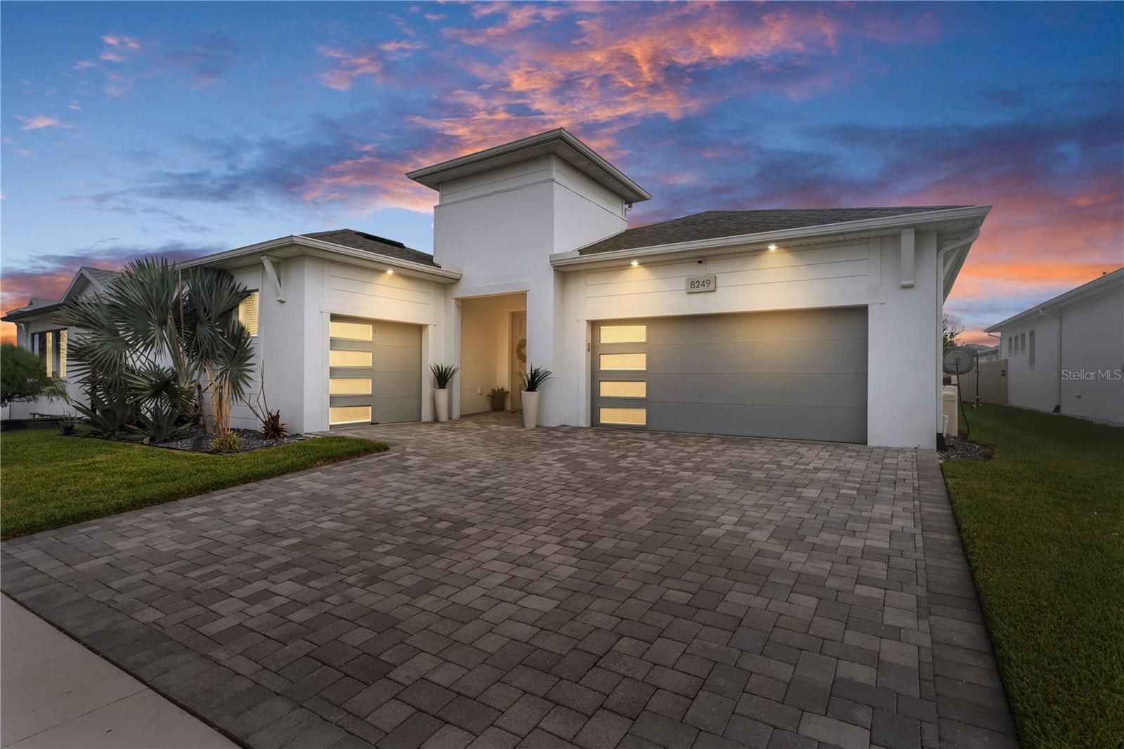 8249 Ivy Stark Blvd