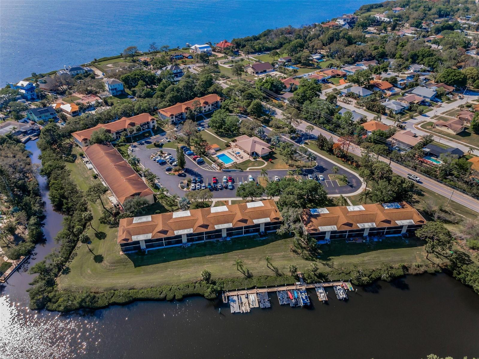 1686 Seascape Cir