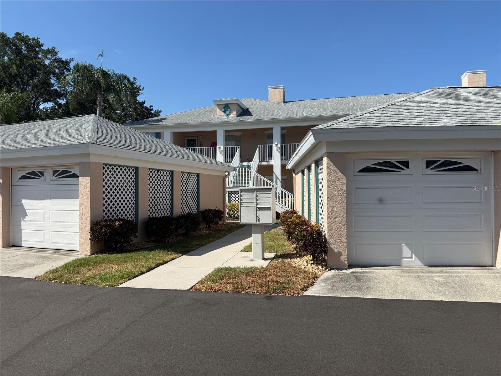 4211 Caddie Dr E #202