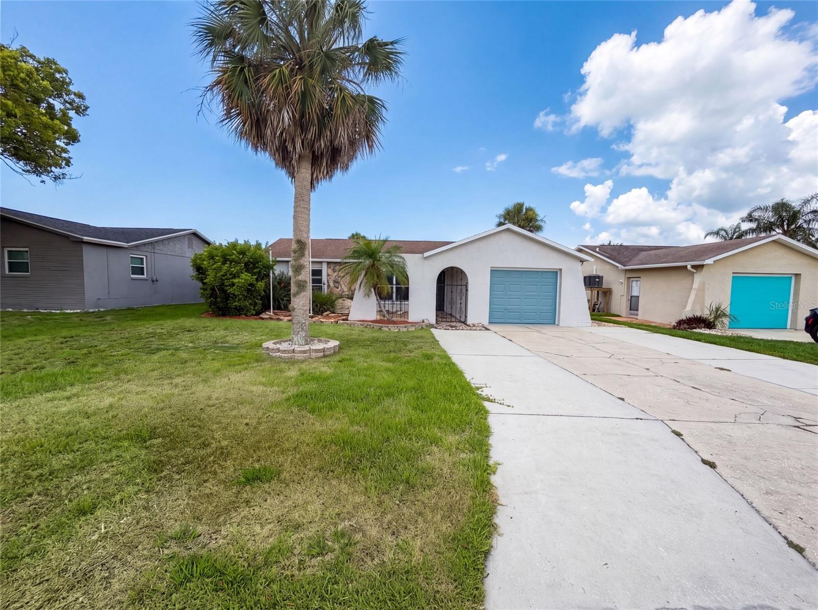 7428 Mako Dr