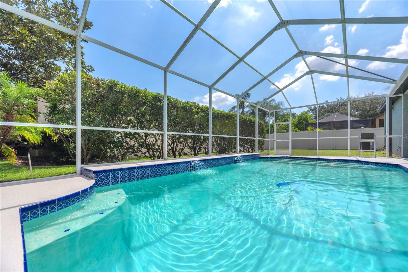 2219 Longmore Cir