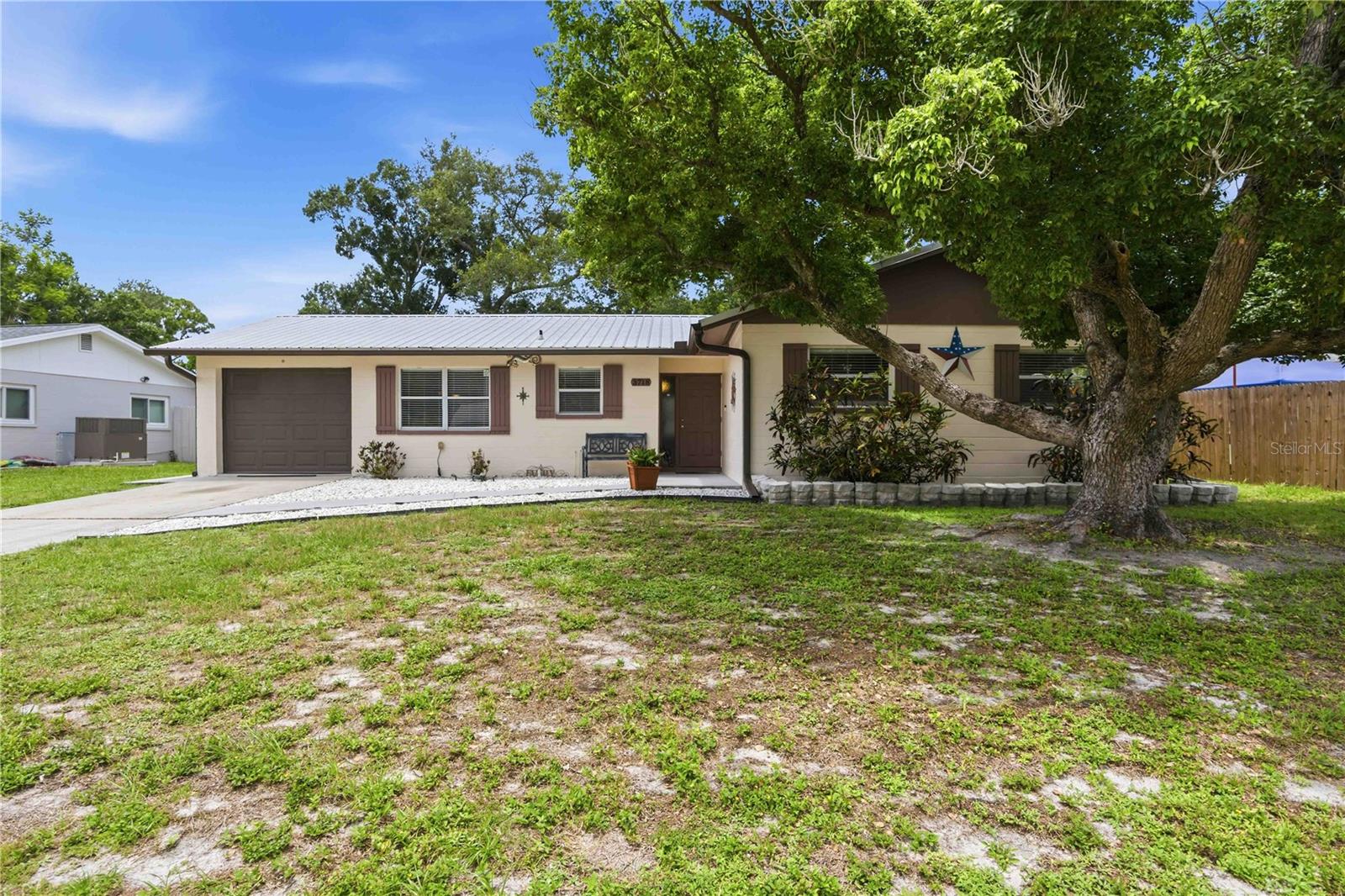 3718 Woodmont Dr
