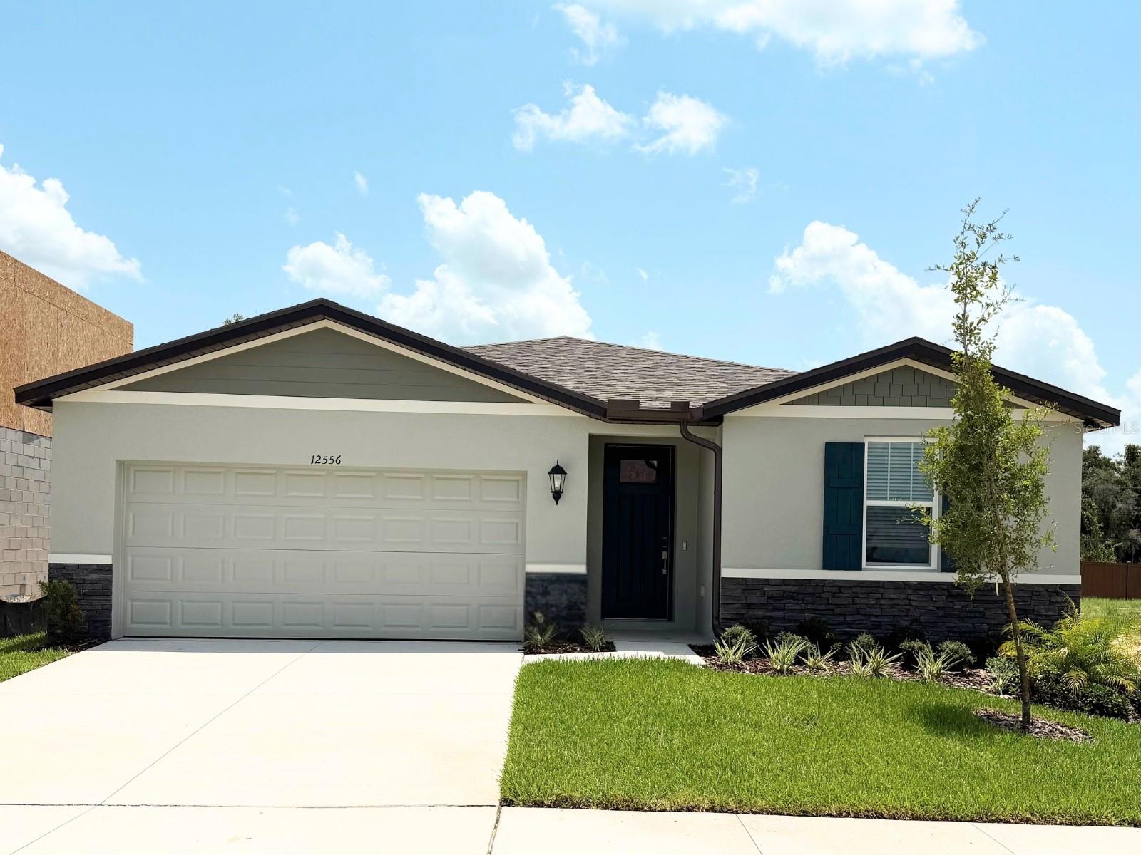 12556 Homeland Dr