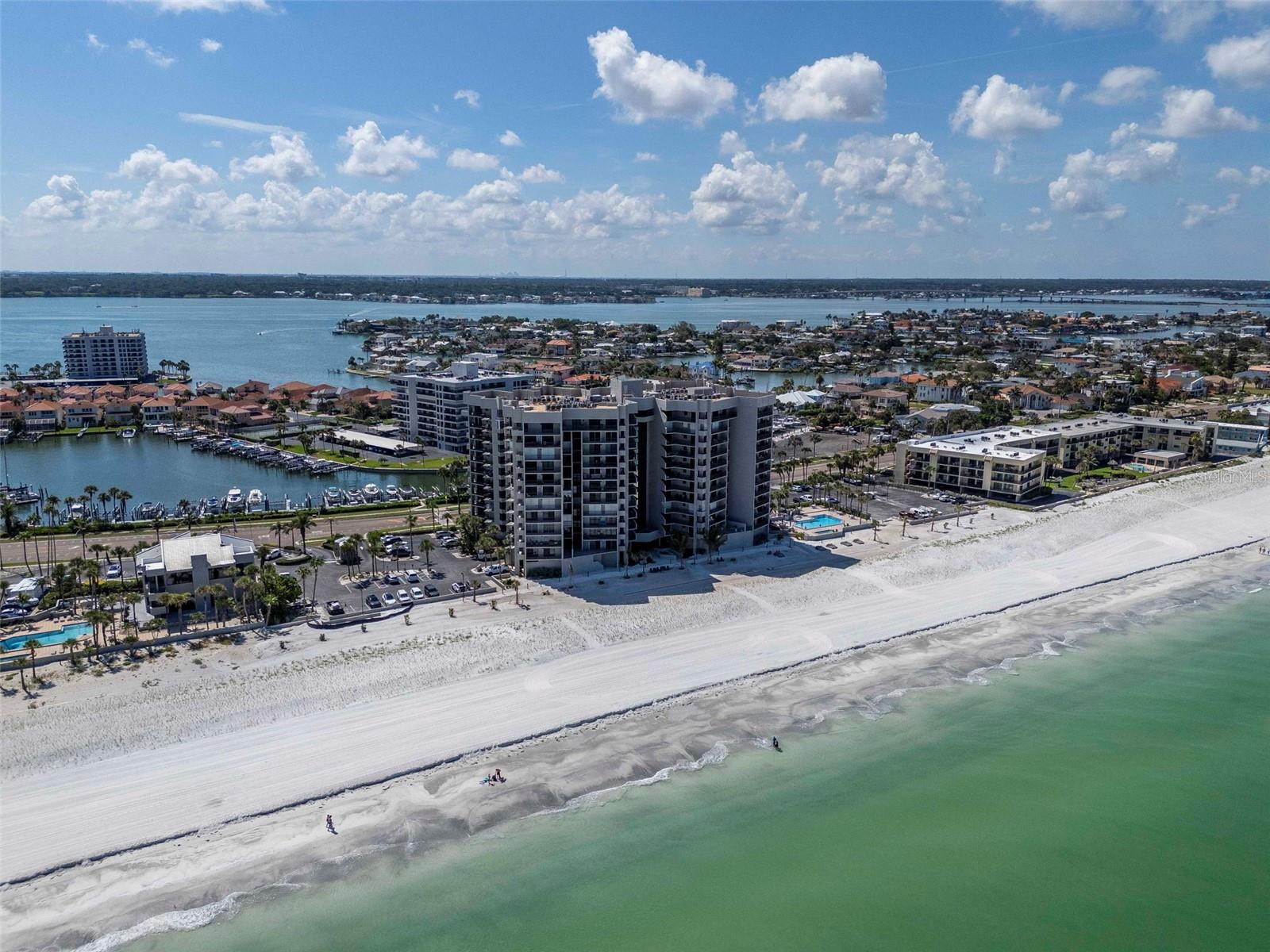 1660 Gulf Blvd #407