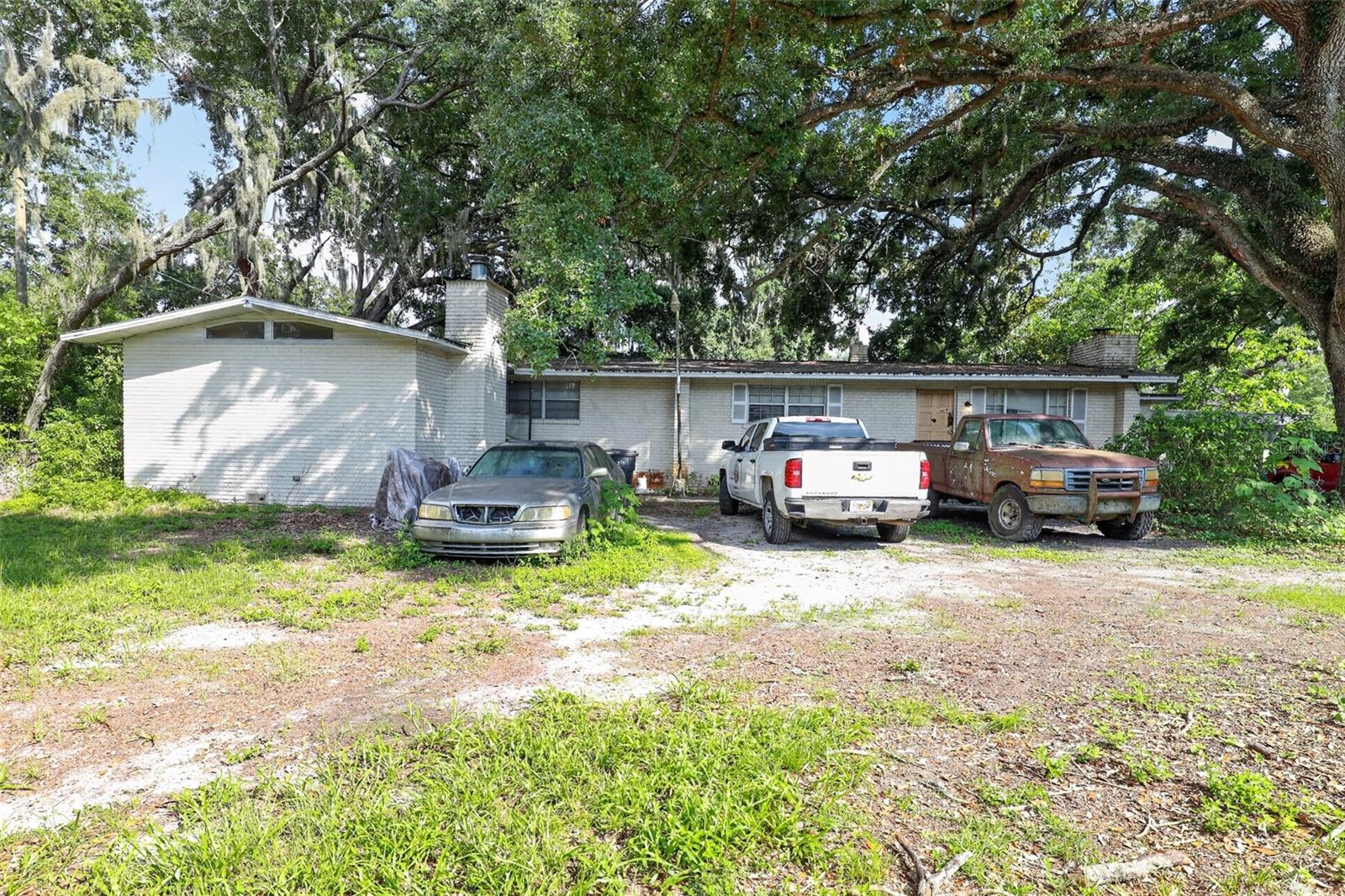 10109 Main St