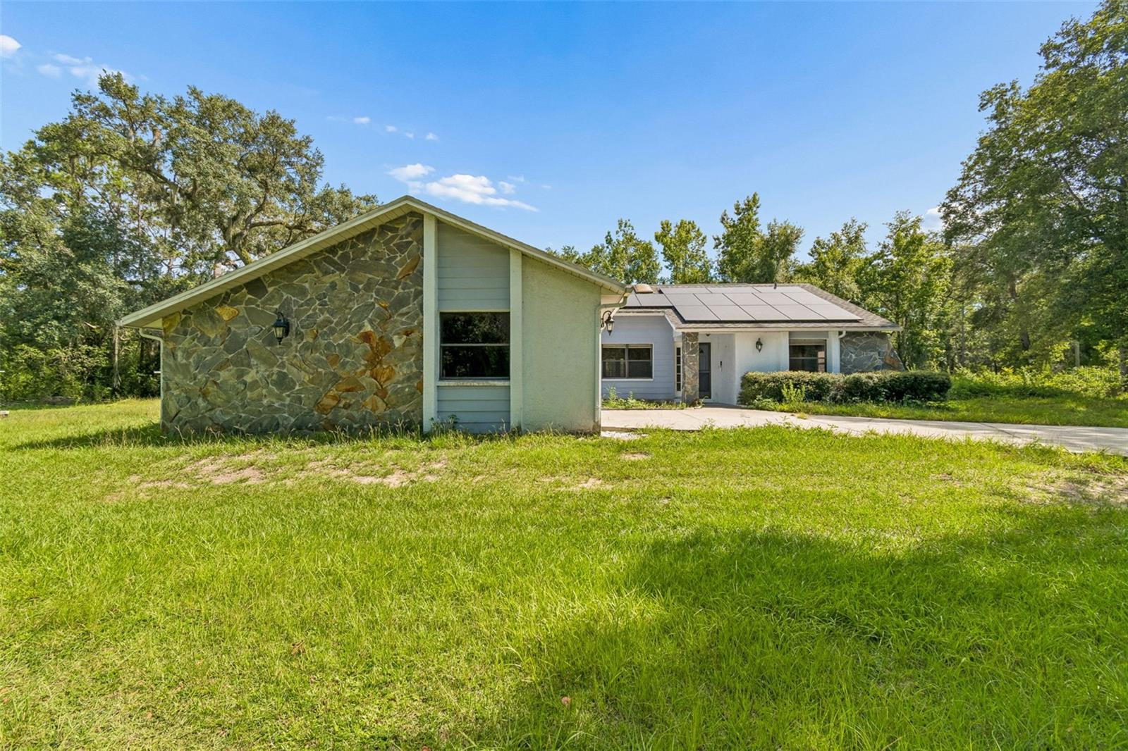 3140 Crum Rd