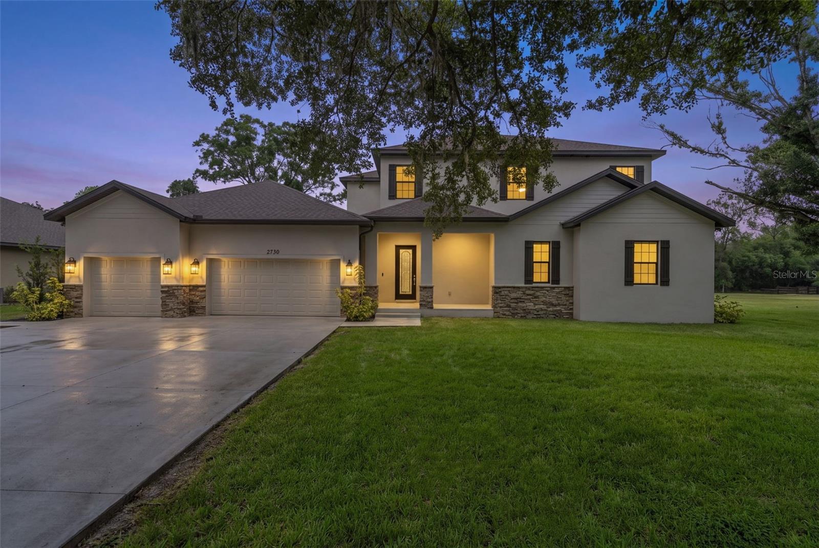 2730 Robertson Trl
