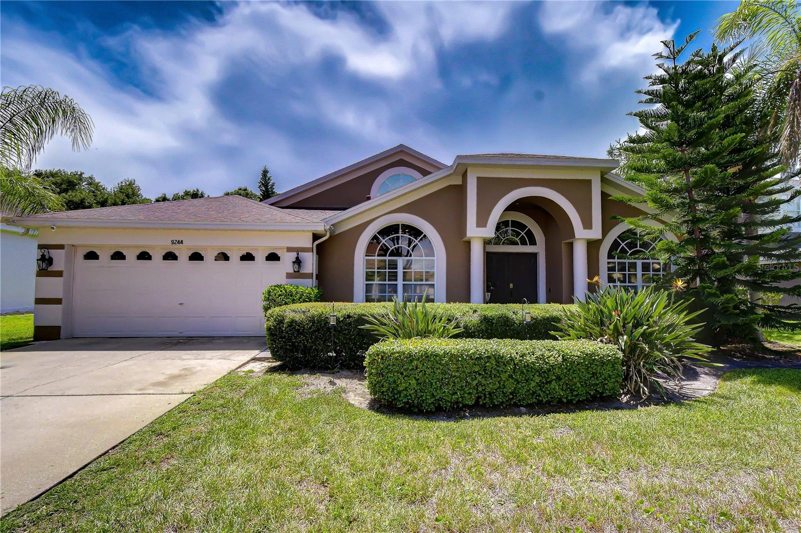 9244 Brindlewood Dr