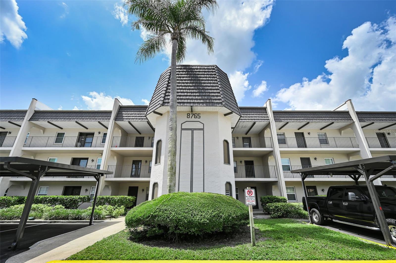 8765 Bardmoor Blvd #306