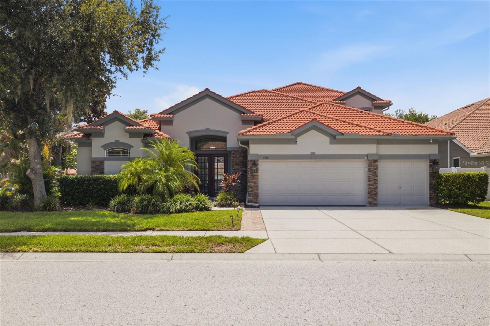 11508 Oyster Bay Cir