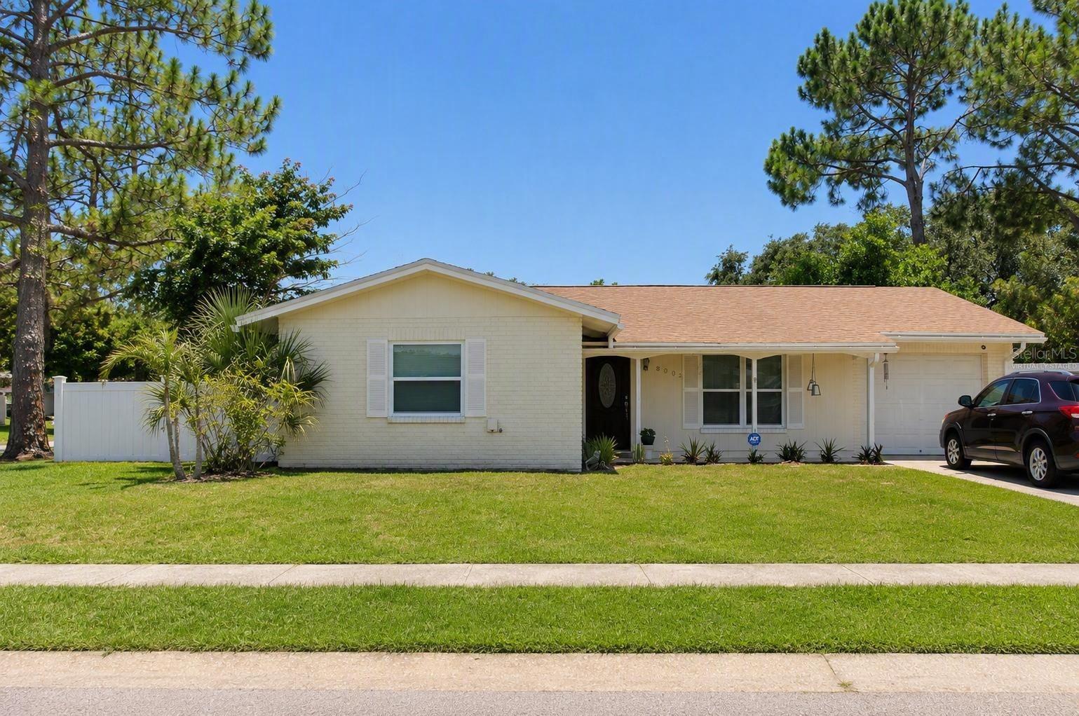 8002 Woodvine Pl
