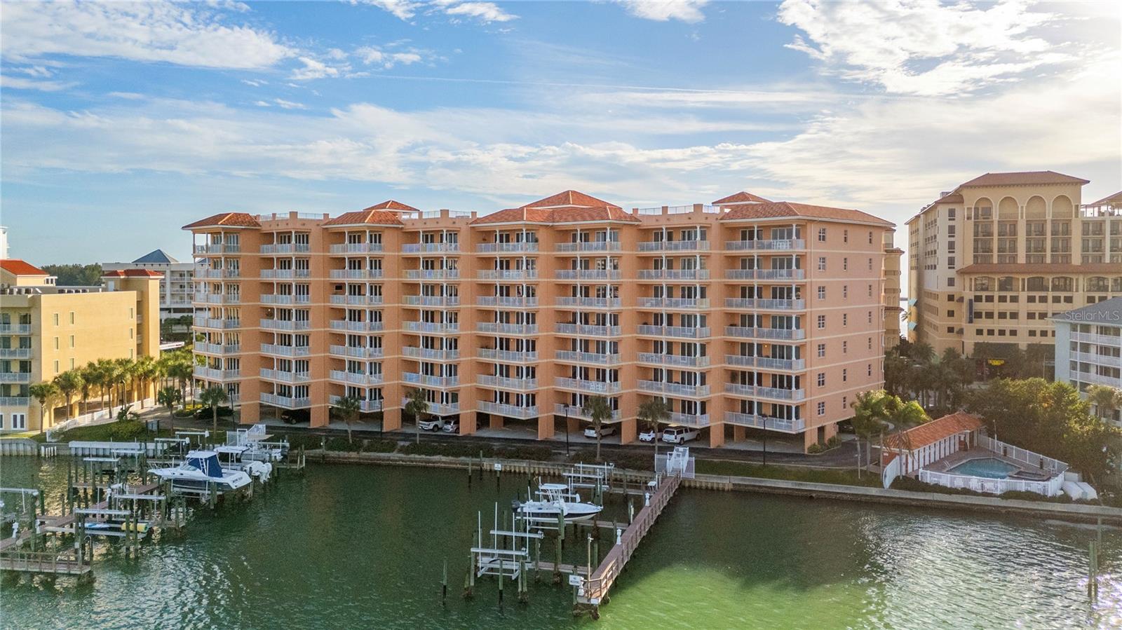 530 S Gulfview Blvd #601