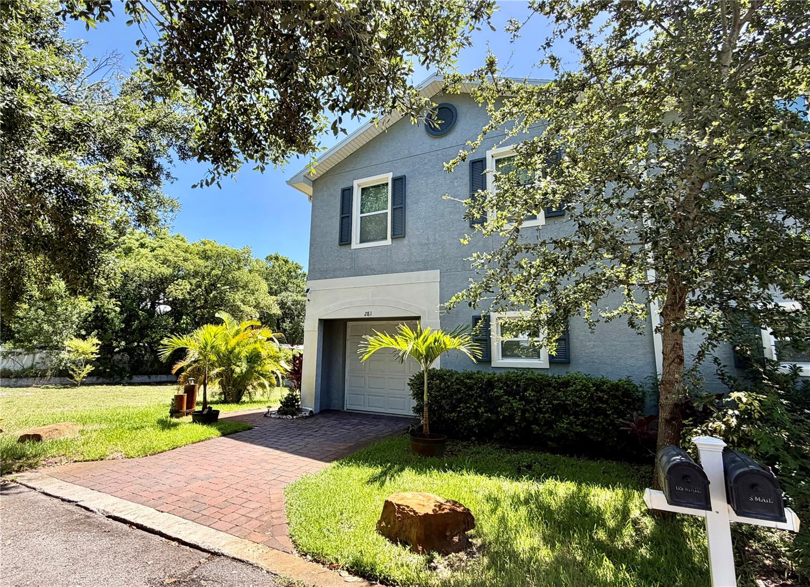 281 Ashley CT