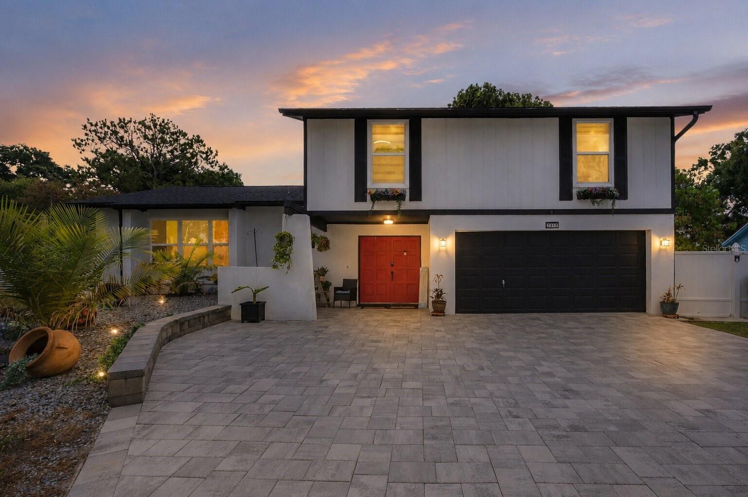 7312 Nova Cir