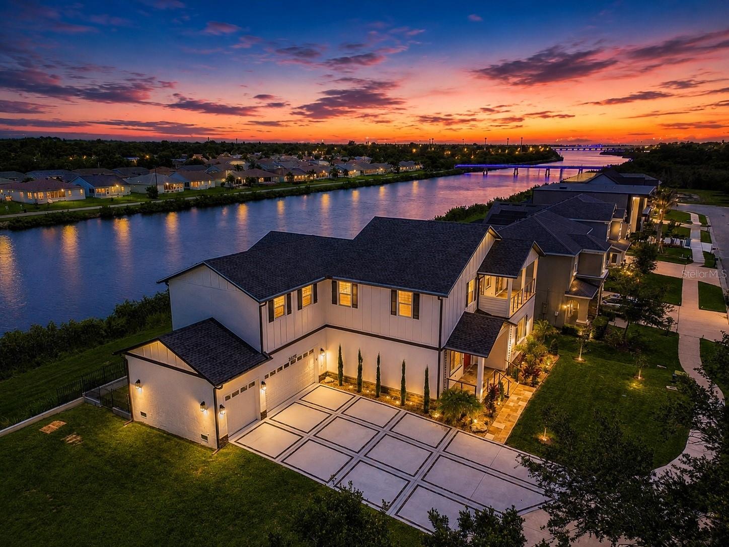 3426 Channelside CT