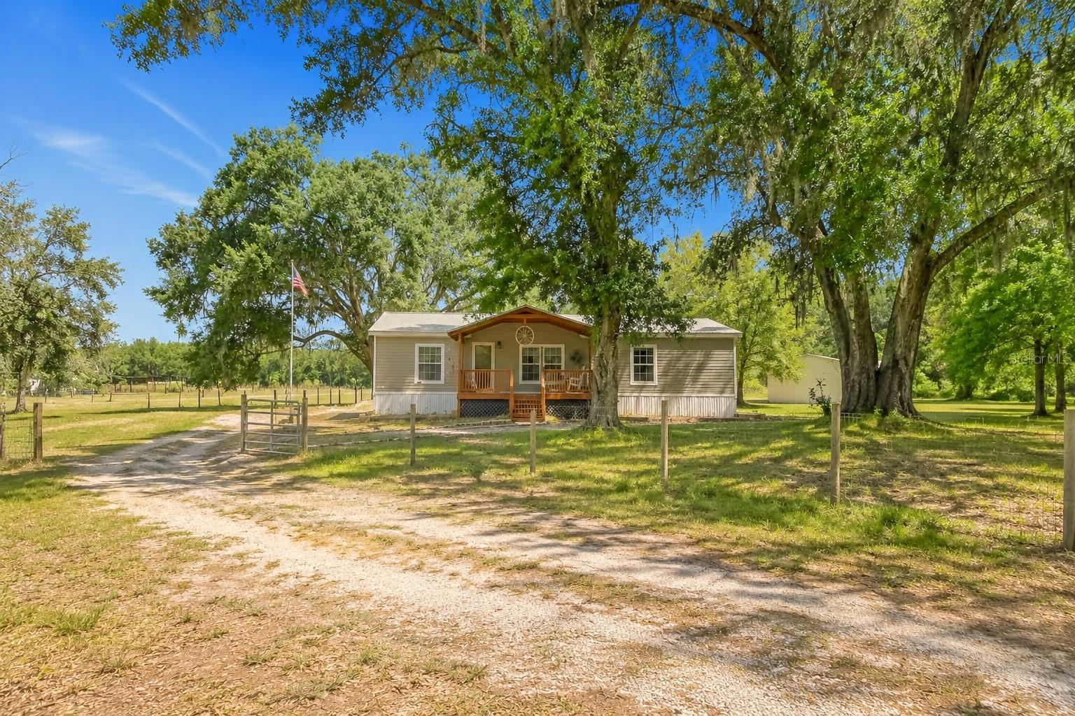 40949 Jerry Rd