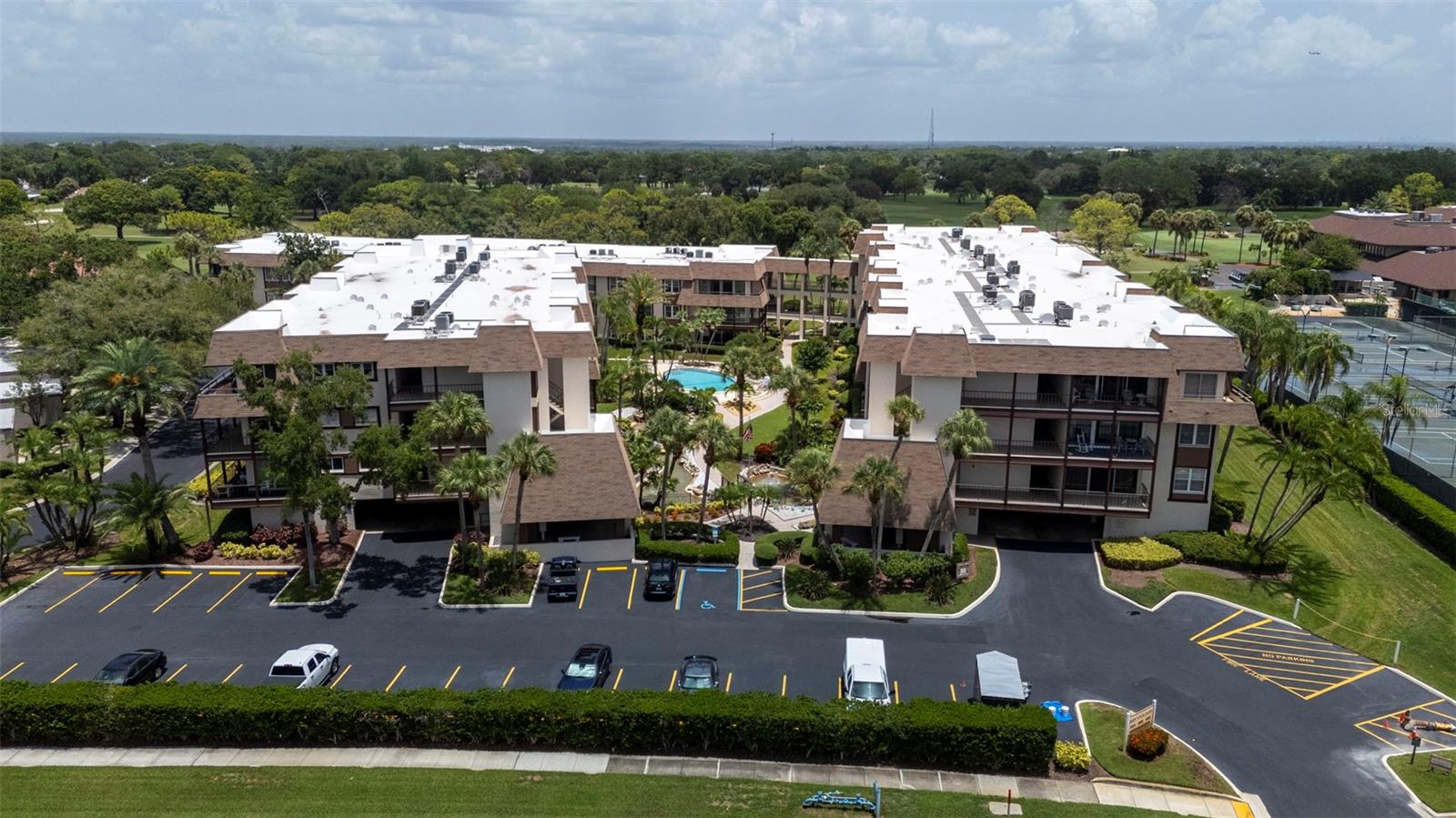 3035 Countryside Blvd #24B