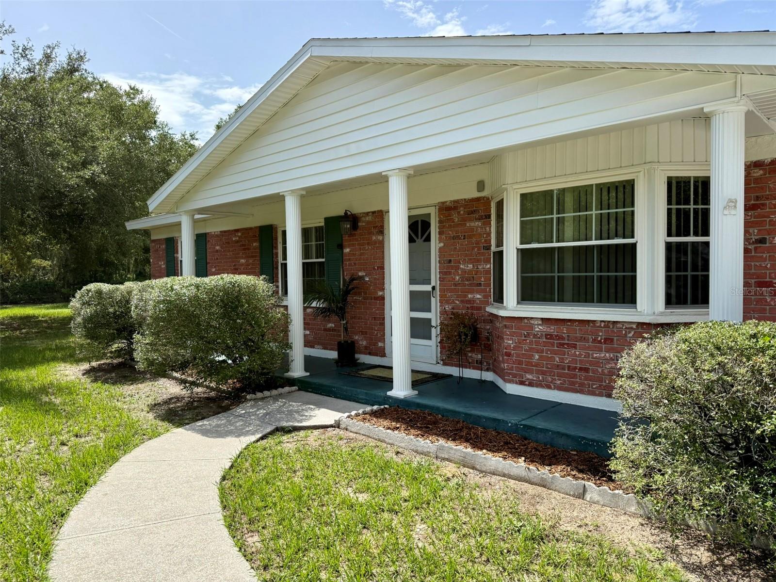 11215 Russell Dr
